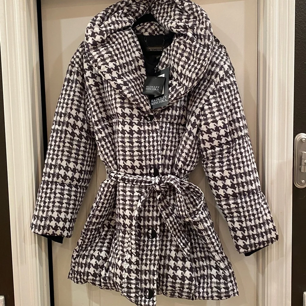 Badgley Mischka Yoko Shawl Collar Puffer Jacket NWT - Picture 9 of 15